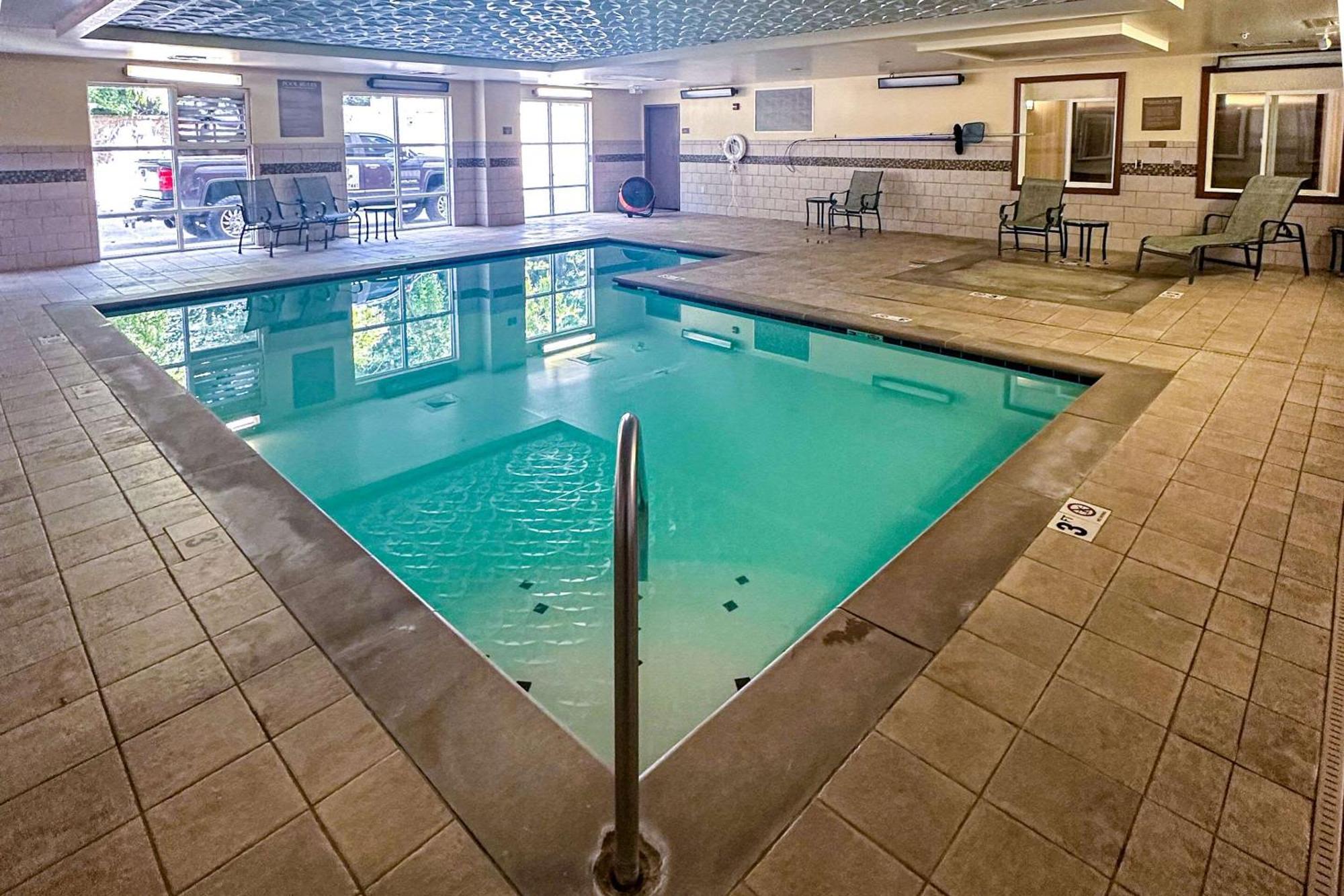 Country Inn & Suites By Radisson, Knoxville At Cedar Bluff, Tn Extérieur photo
